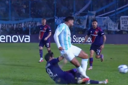 Mauro Aranmbarri; River; Atlético Tucumán; Alexis Canello