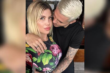 Mauro compartió en sus redes una foto con Wanda Nara en las islas Maldivas (Foto: Instagram @mauroicardi)