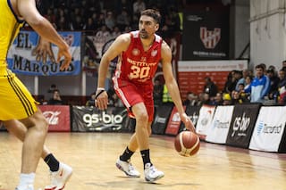 Dos suplementarios y un triple en forma de daga: la final de la Liga Nacional empezó electrizante