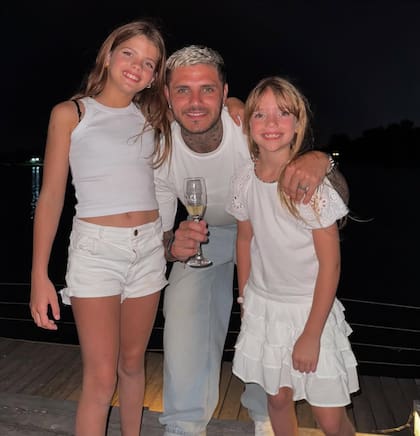 Mauro Icardi pasará siete días con sus hijas (Foto: Instagram @mauroicardi)