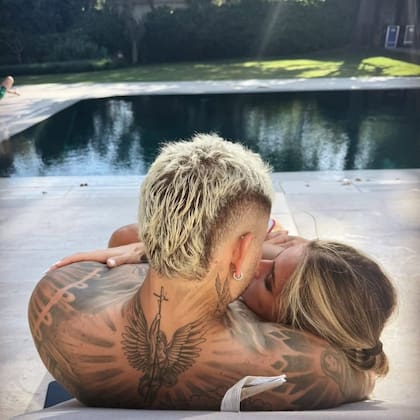 Mauro Icardi y la China Suárez desde su mansión en Turquía (Foto: Instagram/@mauroicardi)