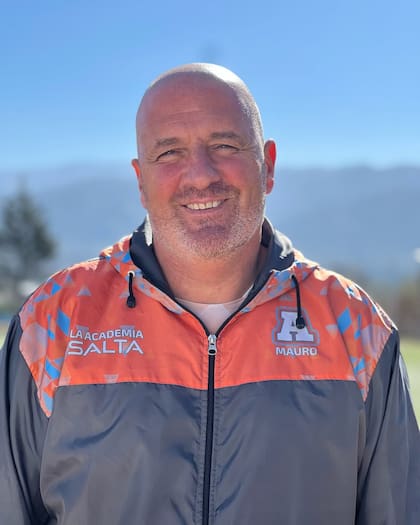 Mauro Laspada, el exfutbolista que fue conocido por su estilo de juego agresivo, pero que es recordado de la mejor manera