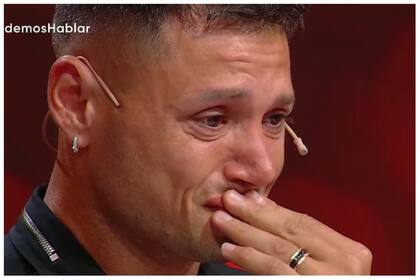 Mauro Zárate lloró al recordar a su papá, Rolo (Fuente: Captura de Video)