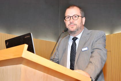 Max Alier, representante del FMI en el país, fue quien invitó personalmente 20 días antes de que el encuentro reservado ocurra