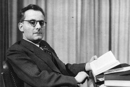 Max Brod, el amigo a quien Kafka le pidió quemar sus escritos después de su muerte, no solo se negó, sino que los publicó; el mejor Kafka no habría llegado a ser sin la desobediencia de Brod