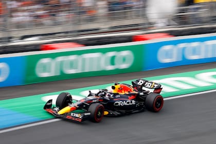 Max Verstappen, el cómodo líder del Mundial de Fórmula 1, intentará sacar más ventaja este fin de semana en el GP de Italia, que se correrá en el circuito de Monza
