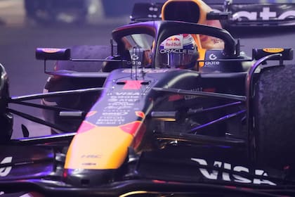 Max Verstappen parecía afuera de la pelea por el título de pilotos, pero llega a la última fecha con muchas chances