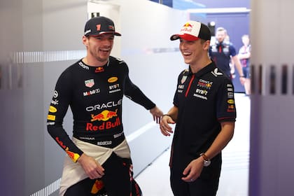 Max Verstappen y Liam Lawson serán compañeros en Red Bull en 2025: el neozelandés reemplazó a Sergio 'Checo' Pérez
