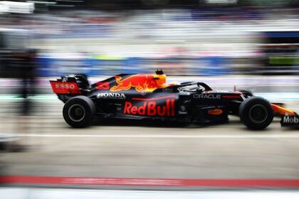 Max Verstappen y Red Bull son muy rápidos hasta en los boxes; a las 10 largarán en el primer cajón la carrera del Gran Premio de Austria de Fórmula 1.