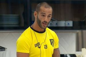 Maxi apareció brevemente en el living de GH y los participantes se entusiasmaron