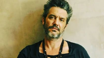 Maxi Ghione interpreta a Claudio "Chacho" en La 1-5/18 (eltrece) (Crédito: Instagram/@MaxiGhione)