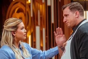 Maxi López lloró en Masterchef al hablar de sus hijos y Wanda Nara lo consoló frente a todos