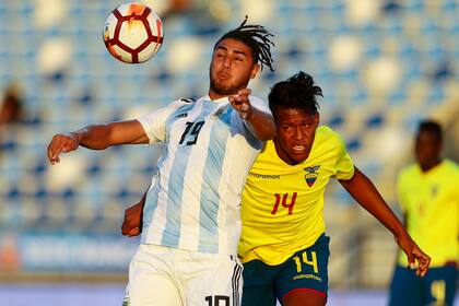 Maxi Romero, en acción durante el Sudamericano