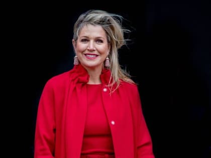 Máxima durante la visita en la que recibió el regalo y el saludo del argentino
