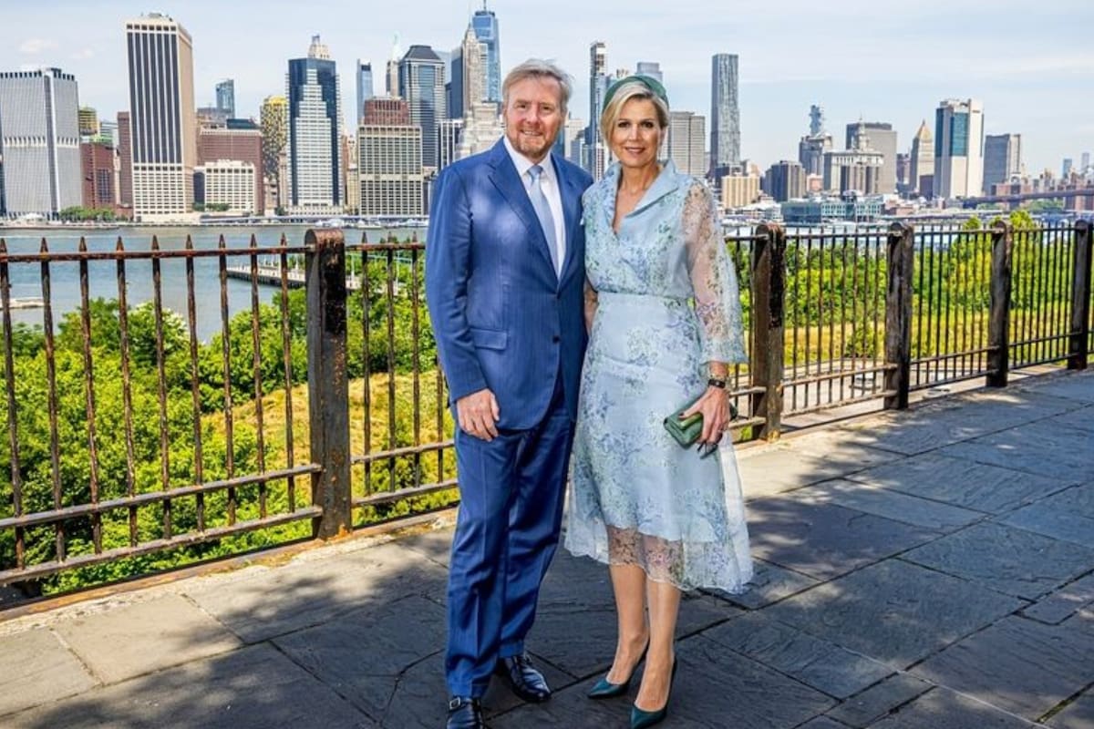 Máxima y Williem-Alexander, reyes de Países Bajos, posan en Nueva York, en la visita de la pareja a Estados Unidos