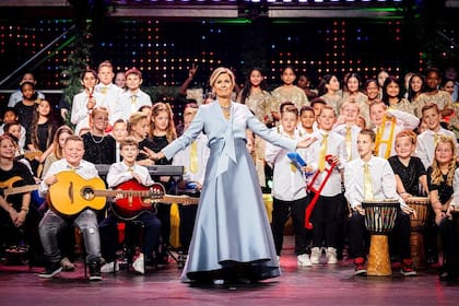 Máxima Zorreguieta estuvo en la gala Navideña de la que participaron jóvenes artistas de los Países Bajos