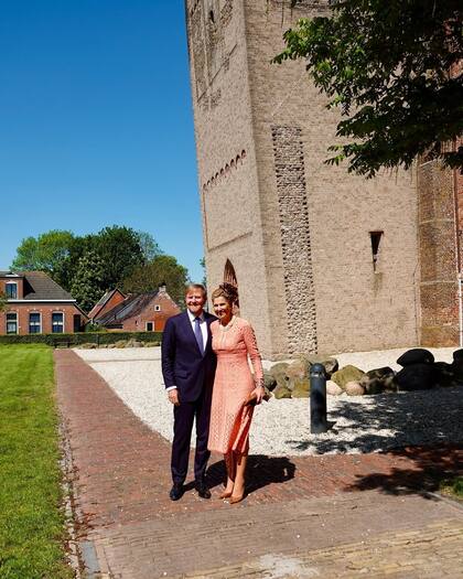 Máxima Zorreguieta junto a Guillermo en la iglesia de Walfridus