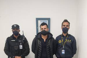 Maximiliano Batista fue detenido en el aeropuerto internacional de Ezeiza
