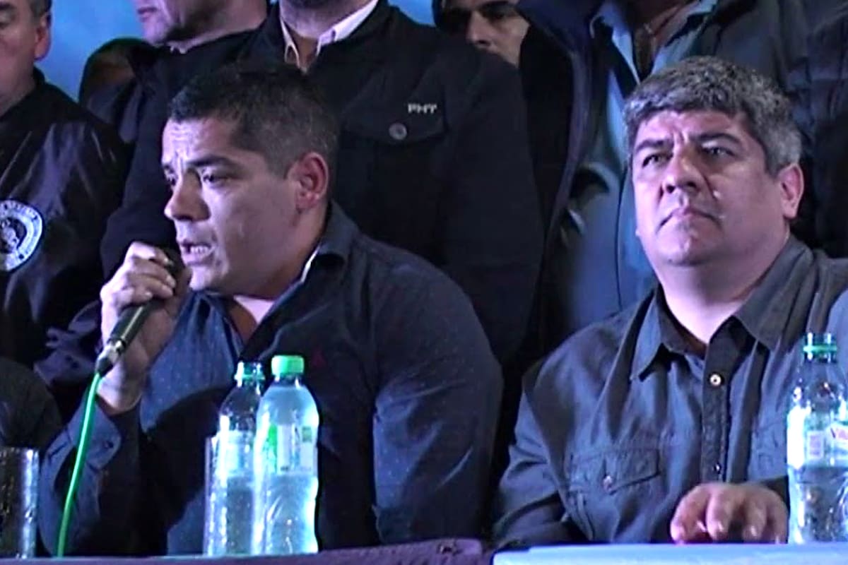 Maximiliano Cabaleyro, el principal acusado, en un acto junto a Pablo Moyano
