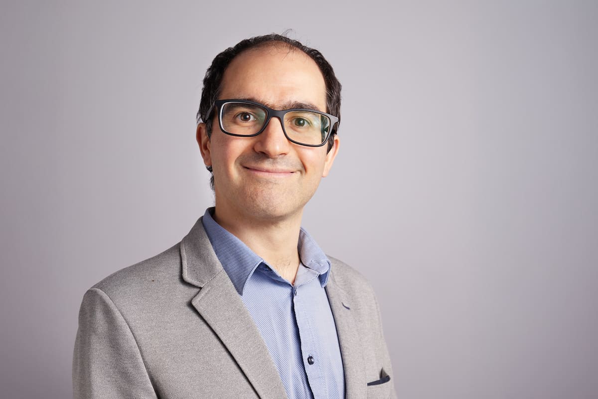 Maximiliano Donzelli es jefe de Strategy & Trading en IOL