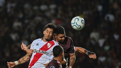 Maximiliano Meza anotó el gol de River ante Carabobo por la Copa Sudamericana, pero el millonario no logró mantener la ventaja y se juega el final del partido