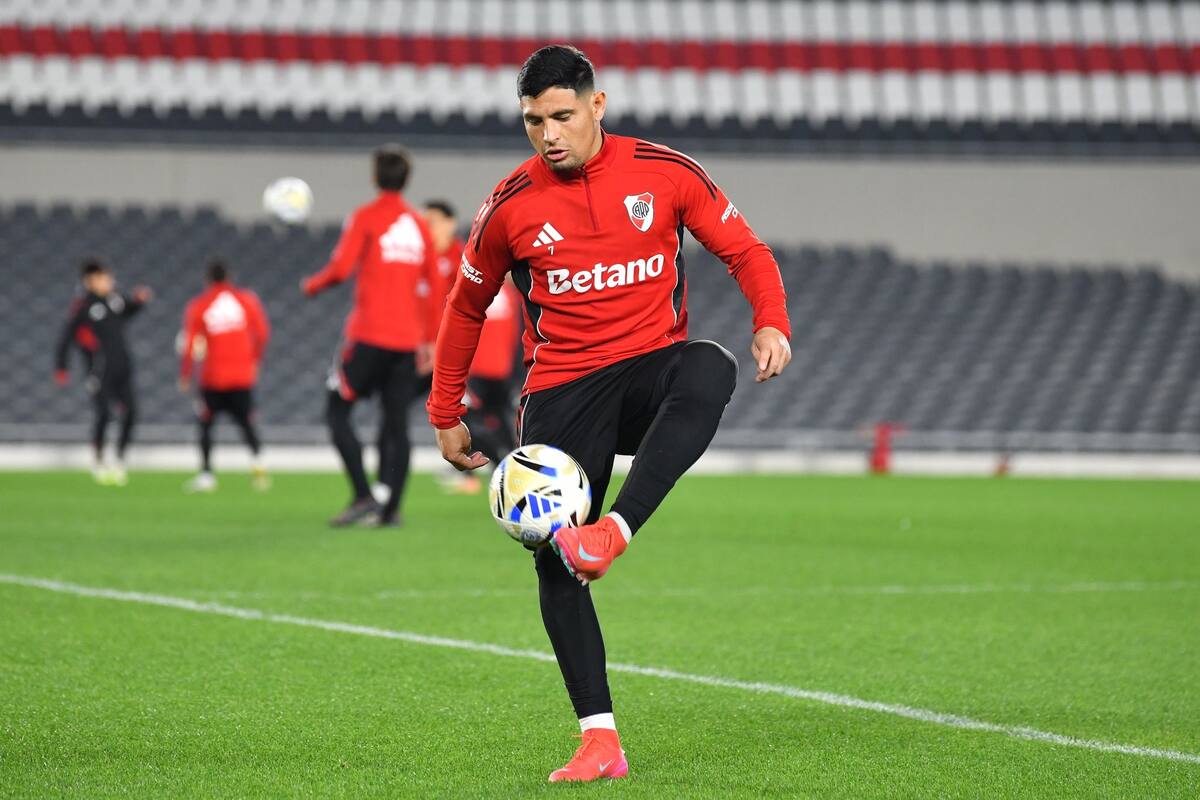 Maximiliano Salas regresó contra Lanús y compartiría tridente ofensivo con Driussi y Colidio