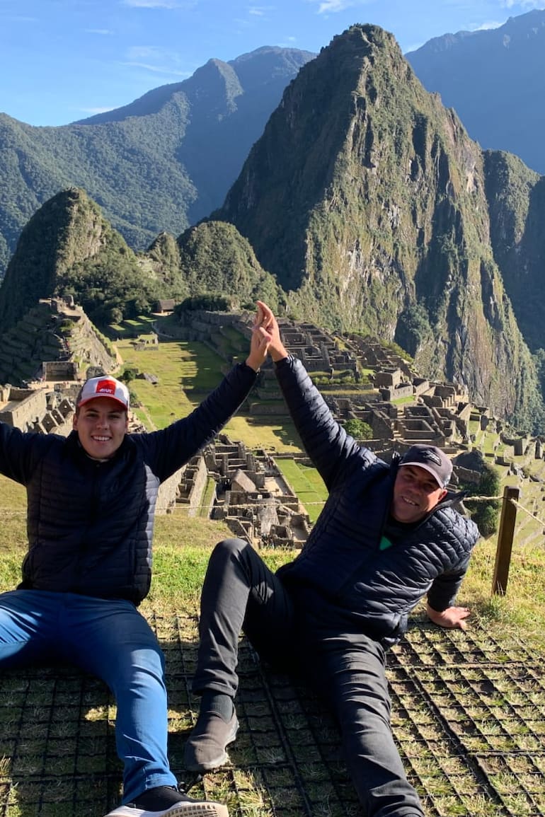 Maximiliano y Joaquín Castagno, en moto recorren América y planean dar la vuelta al mundo