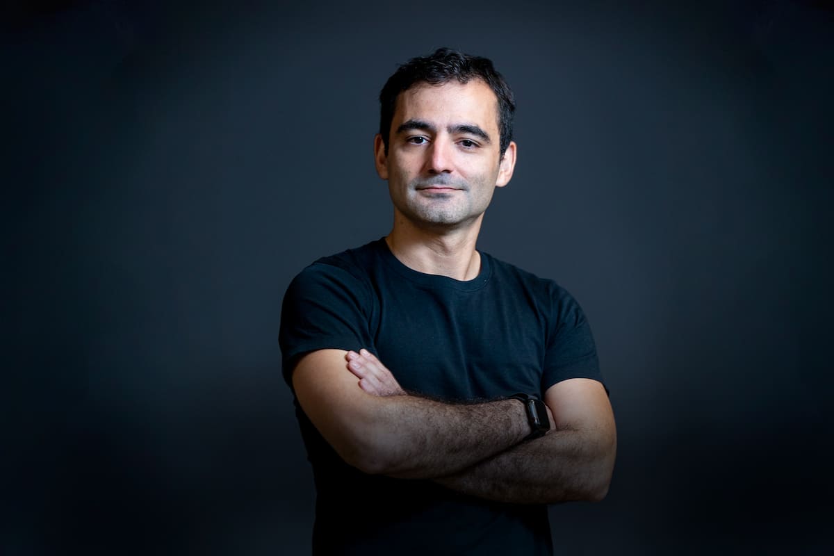 Máximo Cavazzani: "Estoy enamorado del país. Porque creo que hay un futuro para nosotros. Creo en la educación, creo en la clase media, creo en trabajar. Y creo que es un país que tiene esos elementos, pero necesita un poco de coordinación, si querés. Con eso se pueden lograr cosas increíbles"
