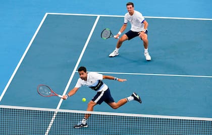 Máximo González y Andrés Molteni vencieron con solvencia a Hurkacz y Kubot y definieron la serie contra Polonia: 2-1.