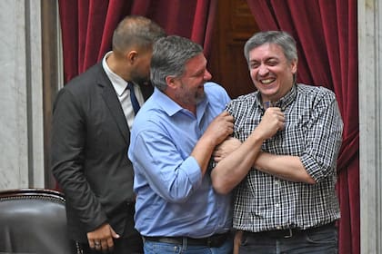 Máximo Kirchner a plena carcajada, antes de si discurso
