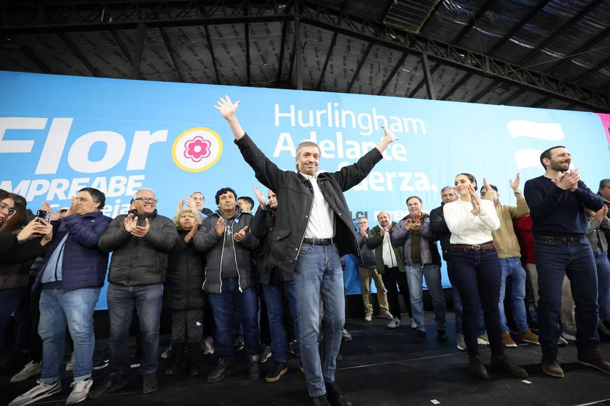 Máximo Kirchner en el acto de presentación de concejales de Fuerza Patria en Hurlingham.