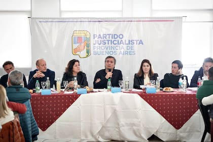 Máximo Kirchner en la sede del PJ bonaerense, en La Plata