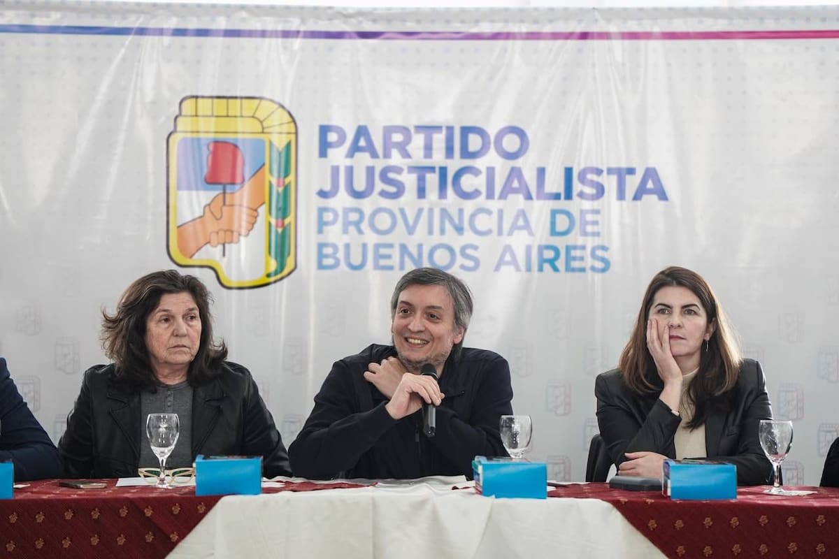Máximo Kirchner en la sede del PJ bonaerense, en La Plata