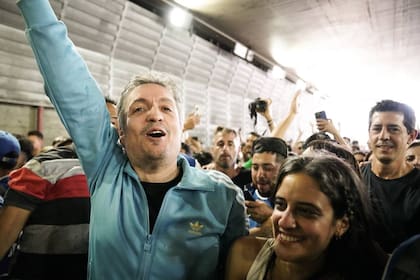 Máximo Kirchner, Lucía Cámpora y Wado de Pedro este viernes debajo del puente de la avenida del Libertador