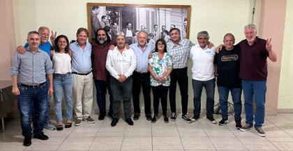 Máximo Kirchner, reunido con gremialistas aliados en la sede de la Federación Gráfica