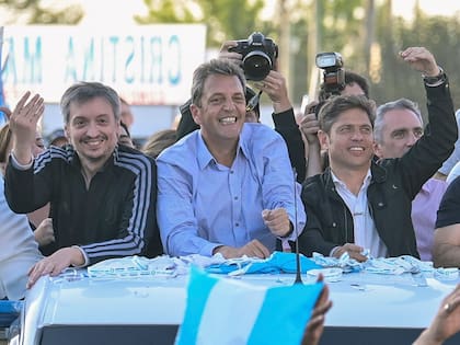 Máximo Kirchner, Sergio Massa y Axel Kicillof participaron del encuentro