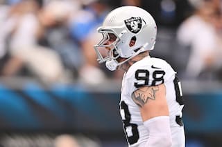 Gran inicio de Raiders les daría inusitado apoyo en su estadio ante Chiefs