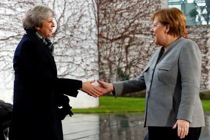 May fue recibida ayer por Merkel en la sede de la cancillería alemana, en Berlín