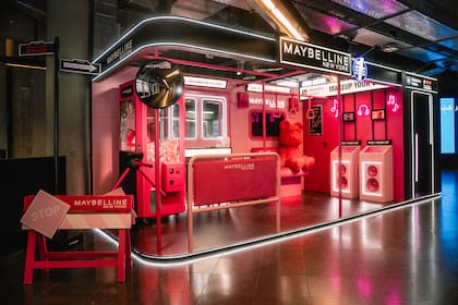 Maybelline New York en el Movistar Arena.