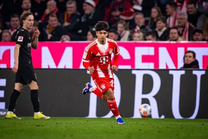 Maycon Cardozo en su debut con Bayern Múnich