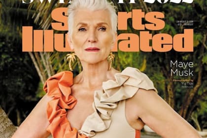 Maye Musk protagonizó la portada de Sports Ilustrated, en su edición de trajes de baño