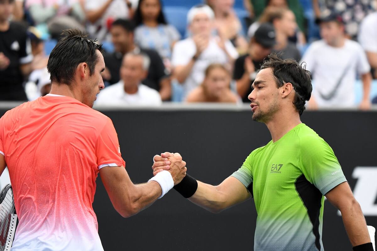Mayer no logrómeterse en la tercera ronda del Abierto de Australia, algo que jamás consiguió: lo eliminó Fognini.
