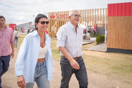Mayra Mendoza recorrió Expoagro con Julián Domínguez