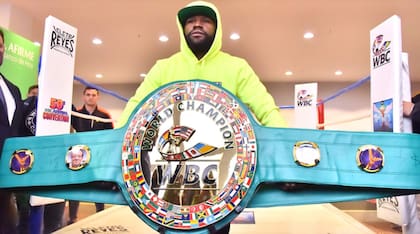 Mayweather habló de sus propiedades en una entrevista de la WBC