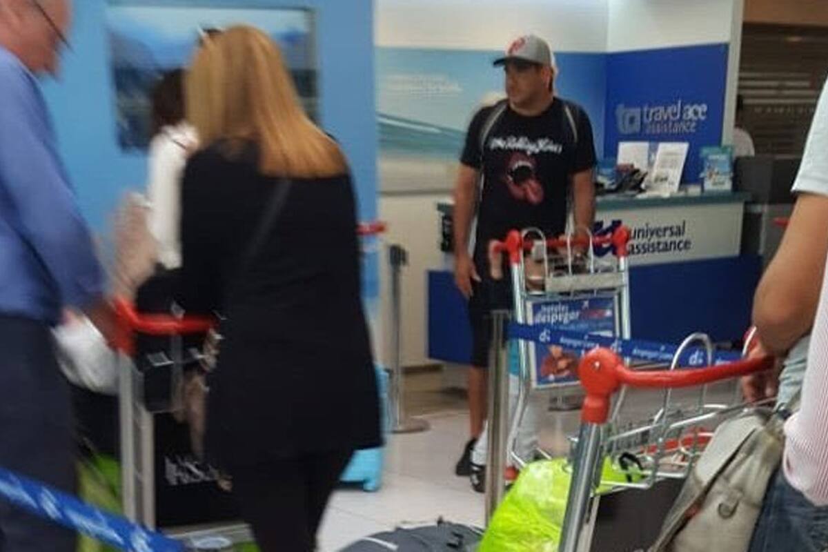 Mazzaro en Ezeiza, antes de viajar a España