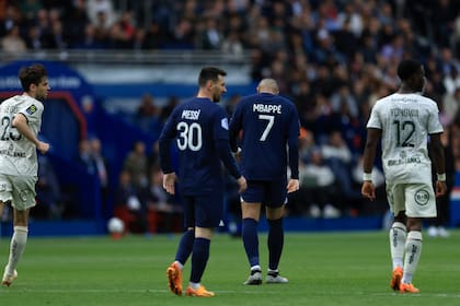 Mbappé defendió a Messi: “No tuvo el respeto que merecía en Francia”