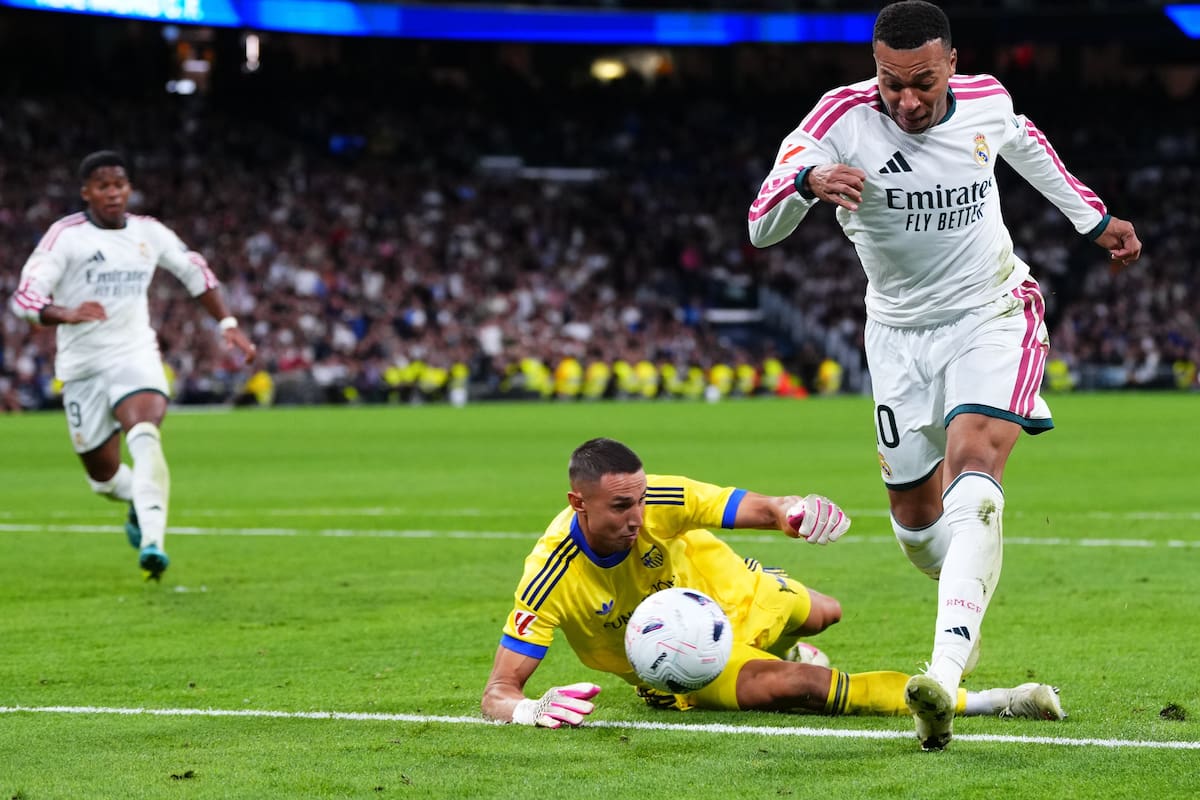 Mbappé elude al arquero y marca el segundo gol de Real Madrid