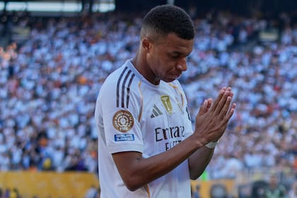 Mbappé retira demanda contra el PSG por acoso legal y busca reconciliación con su exequipo
