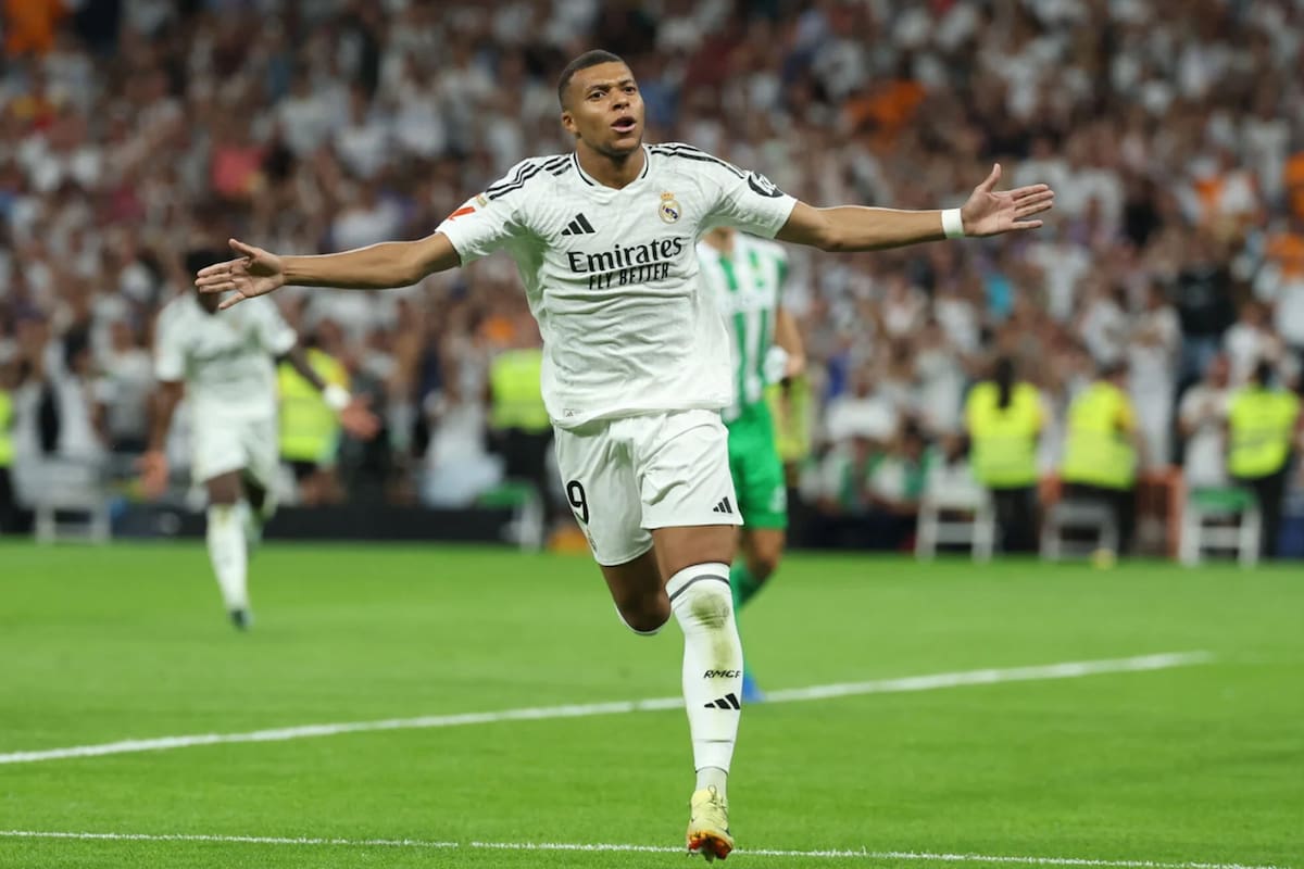 Mbappé se sacó la mufa de no poder anotar en LaLiga con un doblete ante Betis