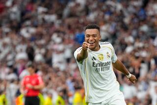 Mbappé y Militão anotan desde lejos mientras Real Madrid da a Espanyol su primera derrota